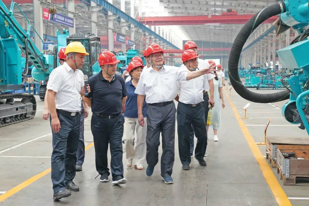 省人大常委会党组副书记、副主任王柯敏调研米兰网站_米兰(中国)智能