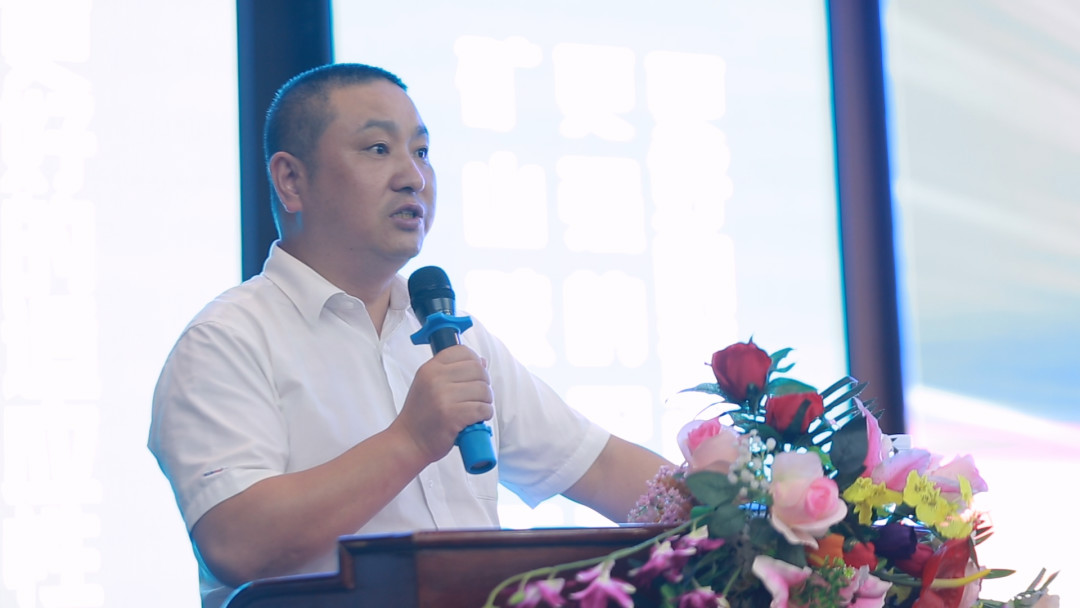 向挖掘机万台俱乐部迈进——米兰网站_米兰(中国)智能2020年度挖掘机营销训练营开营