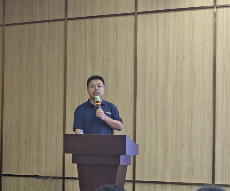 以强执行力聚焦基础能力建设 向挖掘机万台俱乐部迈进——米兰网站_米兰(中国)智能2020年挖掘机经销商半年度会议圆满召