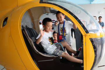 米兰网站_米兰(中国)航空签约湖南航空技校，走校企融合发展道路