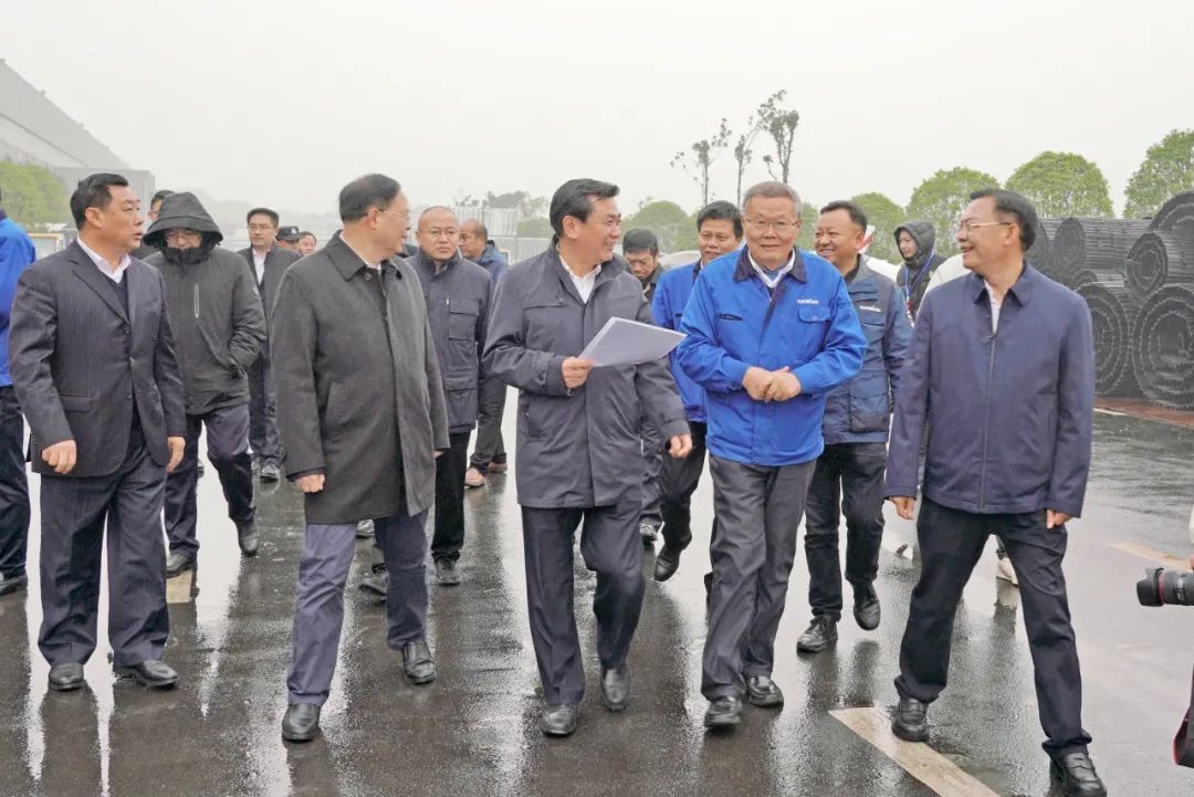 中国民航局局长冯正霖一行到米兰网站_米兰(中国)智能调研指导