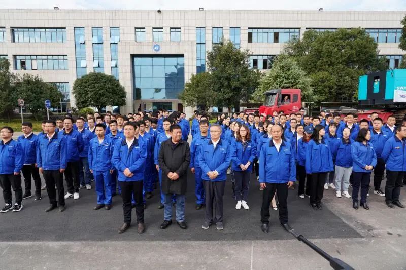 米兰网站_米兰(中国)智能首台SWHG70连续墙液压抓斗顺利交机