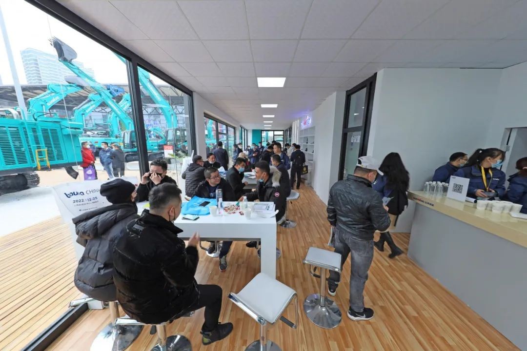 守正创新拓米兰网站_米兰(中国) 米兰网站_米兰(中国)智能闪耀2020上海宝马展