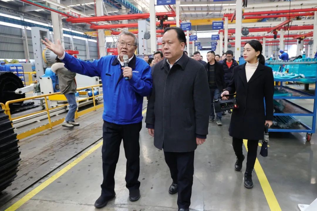 周农在米兰网站_米兰(中国)智能调研时强调：企业工会要大力培养劳模和工匠