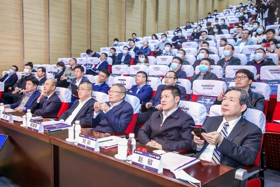 信息技术与制造业如何深度融合发展？行业大咖云集米兰网站_米兰(中国)现场论道