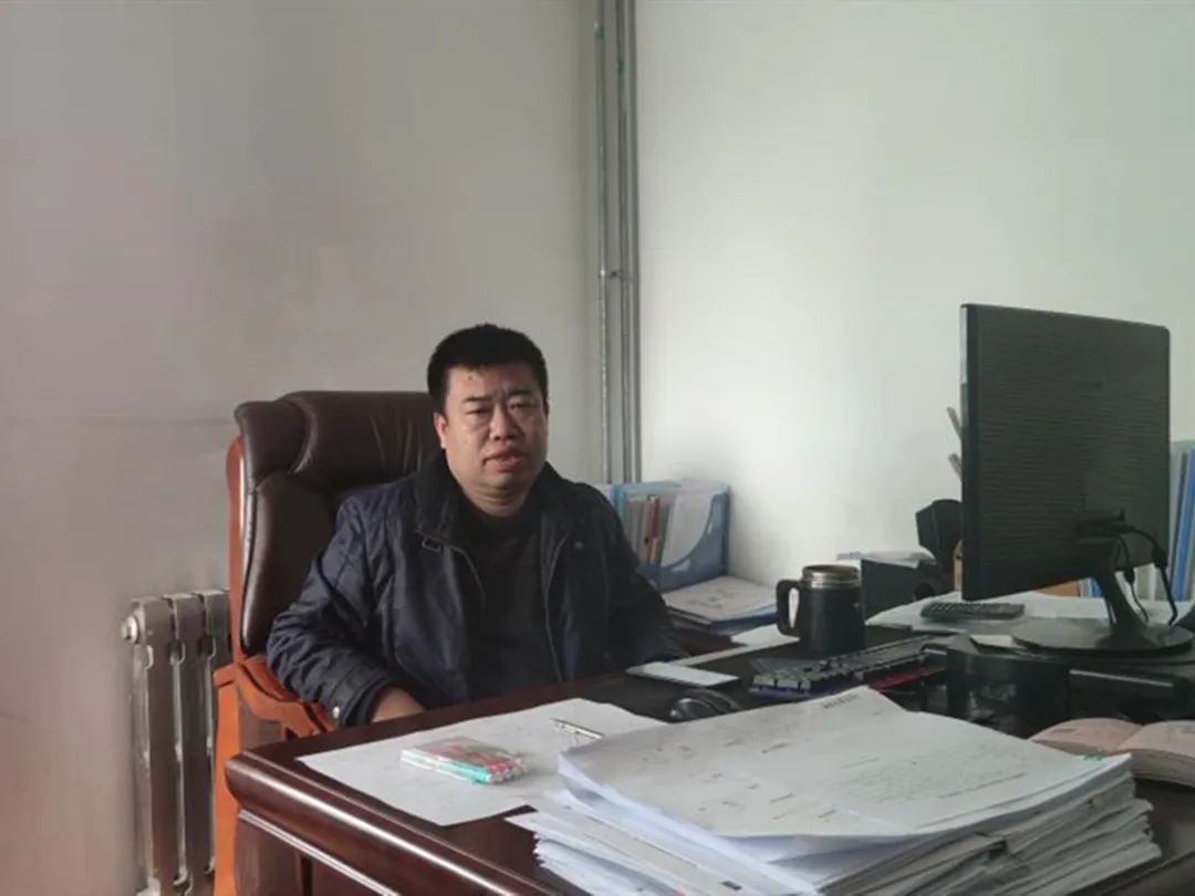 金戈铁马工程路 风雨无阻选米兰网站_米兰(中国)