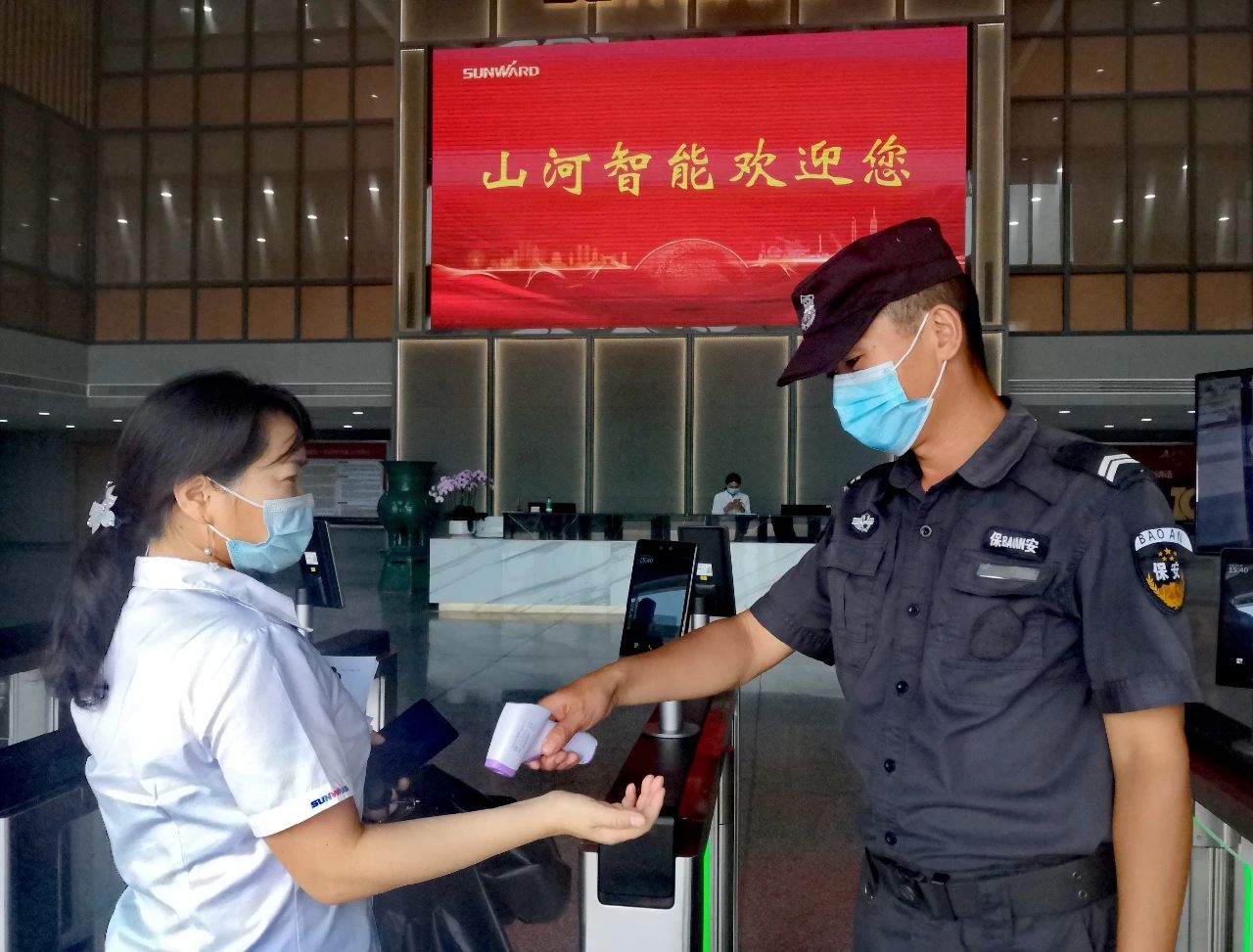 严格防控！米兰网站_米兰(中国)智能牢筑防疫“长城”