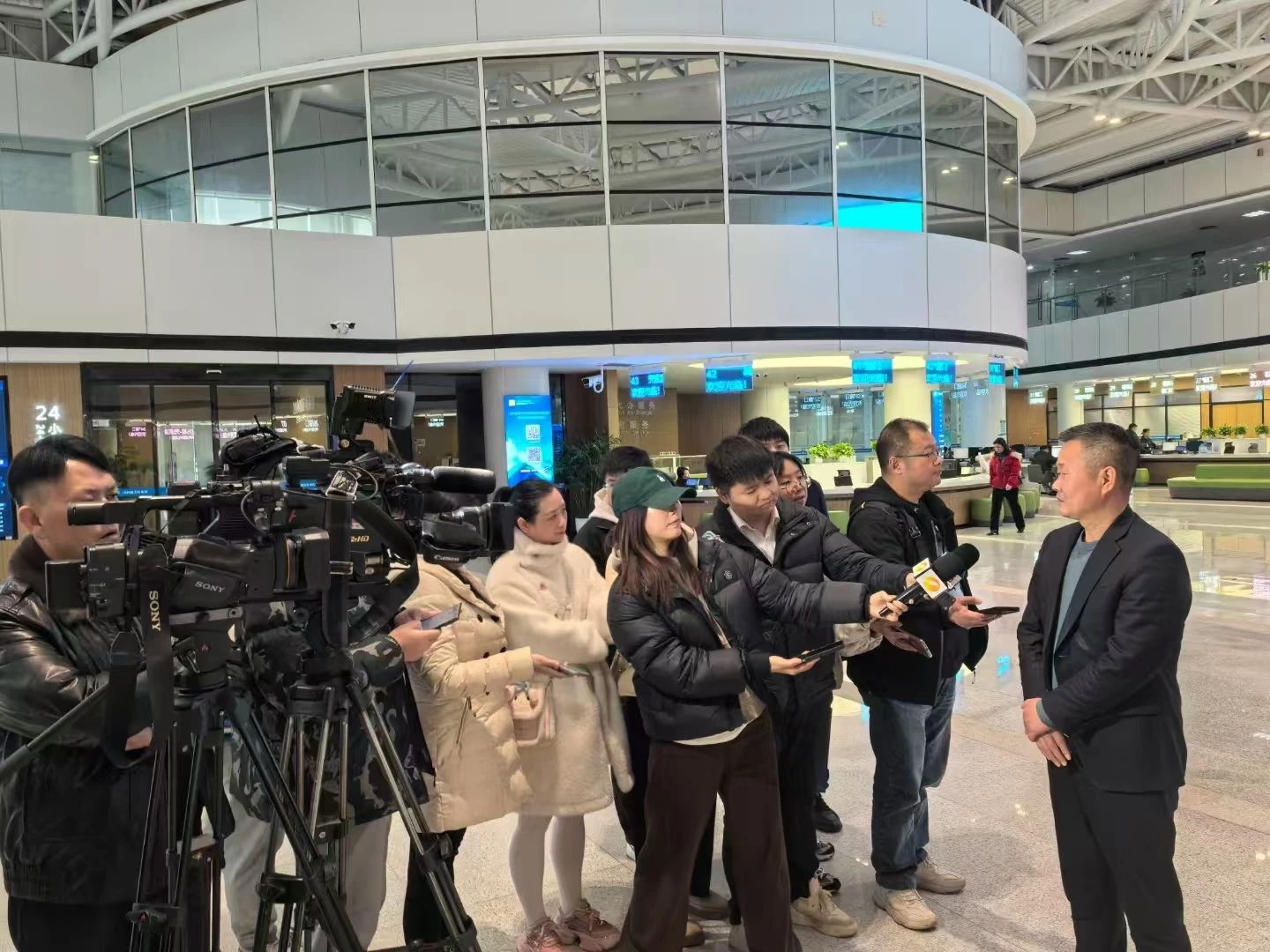 助力长沙经开区高质量发展，米兰网站_米兰(中国)智能喜获四奖项