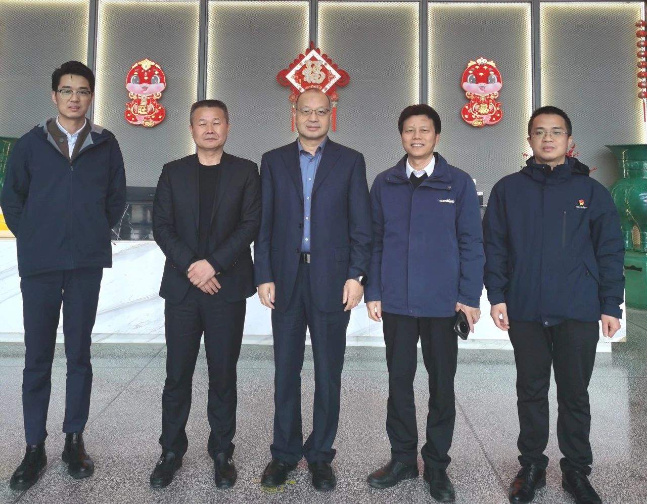 中国工程机械工业协会秘书长吴培国到访米兰网站_米兰(中国)智能