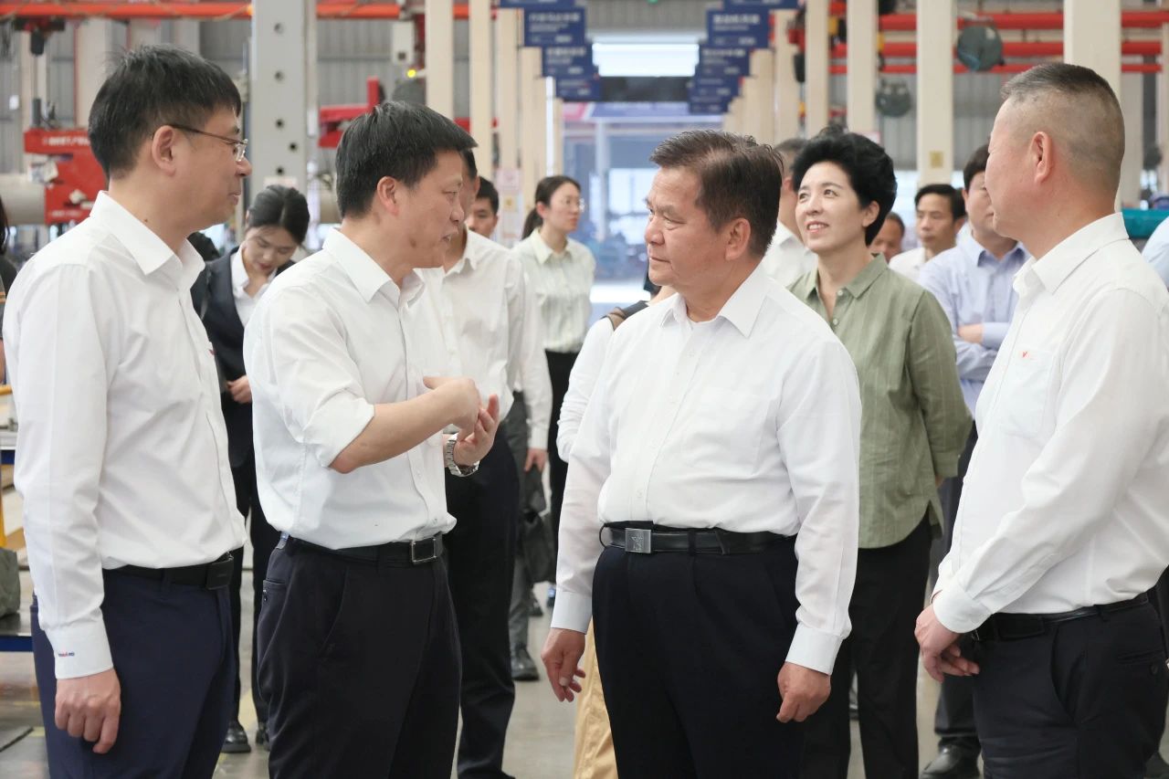 李纪恒调研米兰网站_米兰(中国)智能