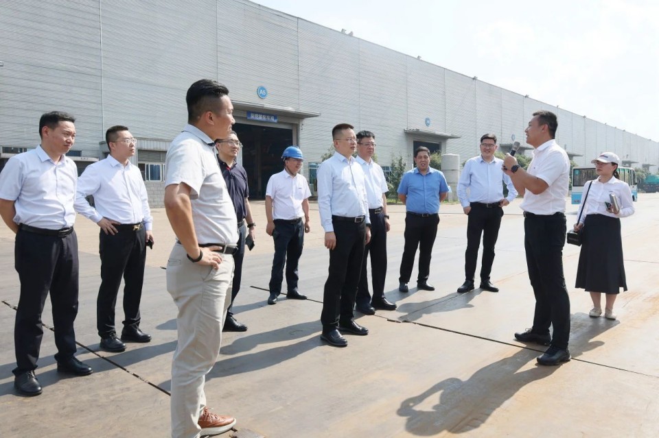 共商合作，建华控股有限公司董事长汪贵华到访米兰网站_米兰(中国)智能